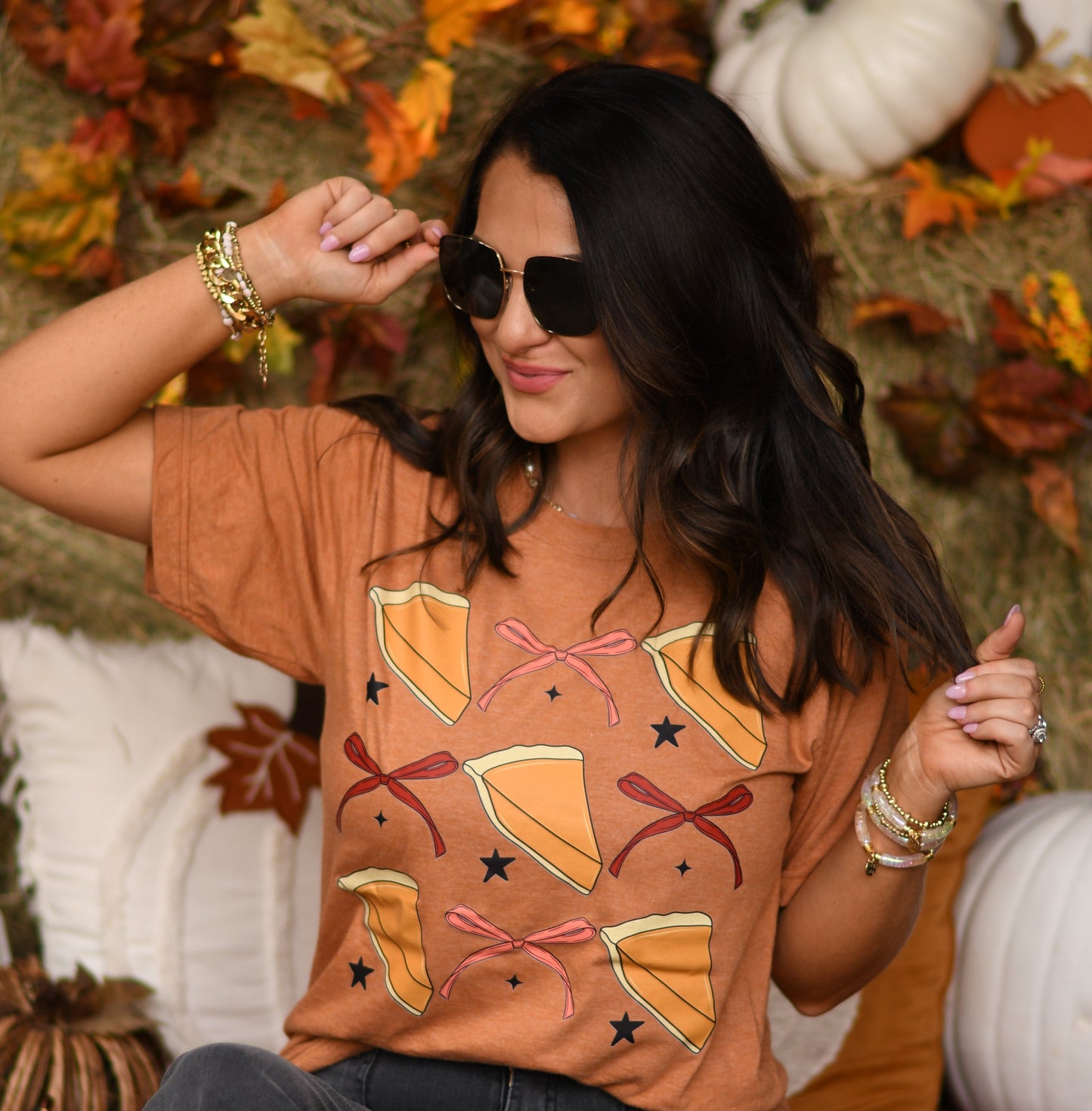 PIE AND BOWS TEE