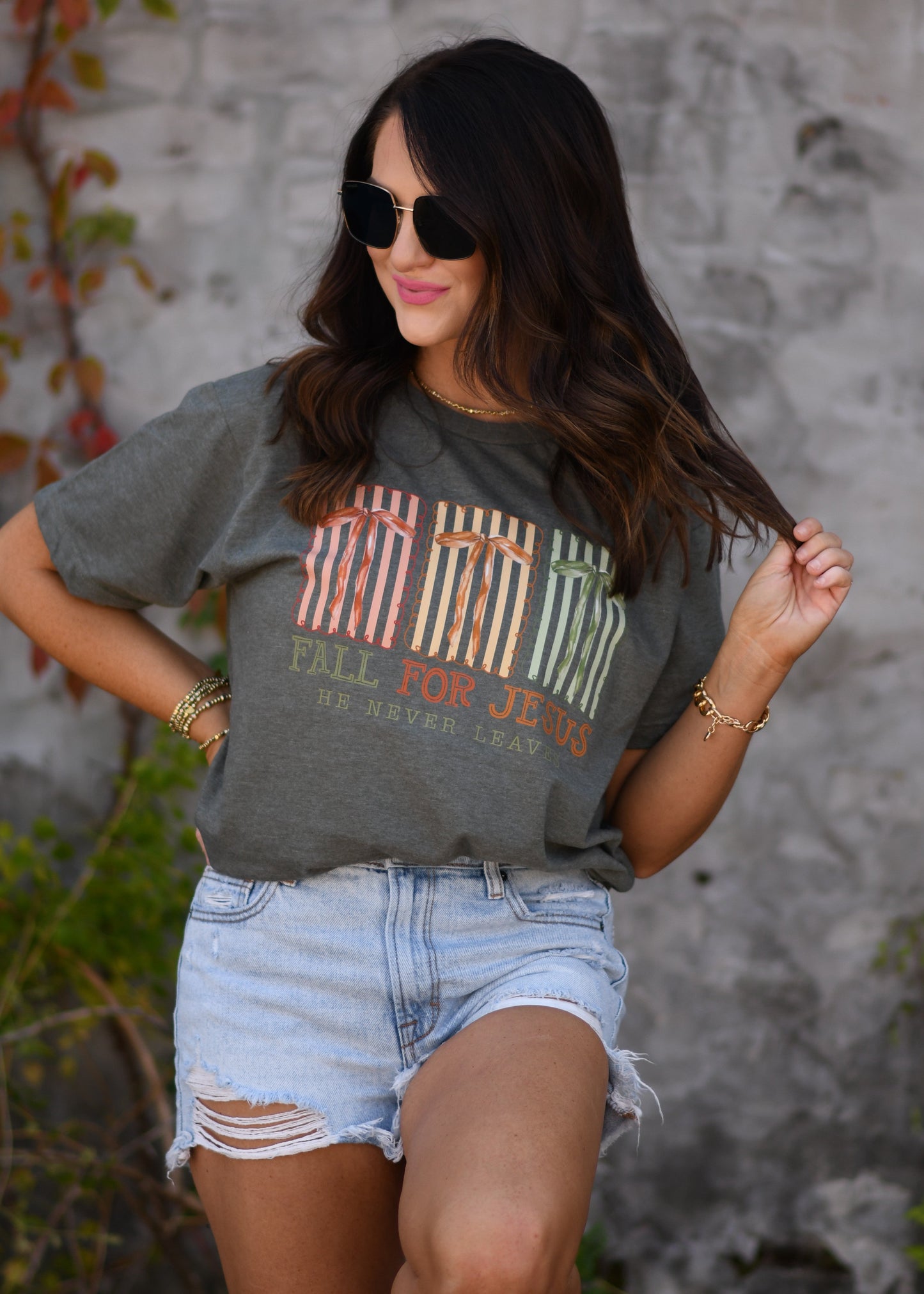 Fall For Jesus Bows Tee