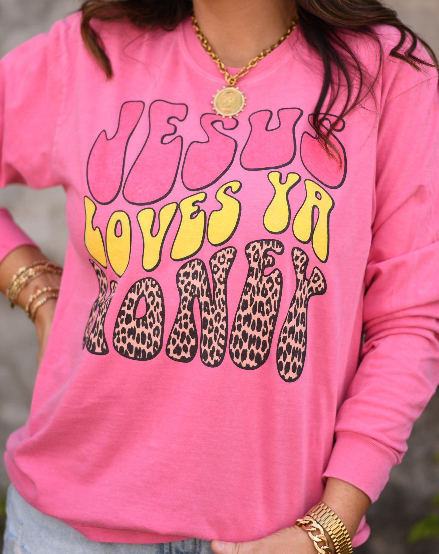 Jesus Loves Ya Honey Tee / Long Sleeve