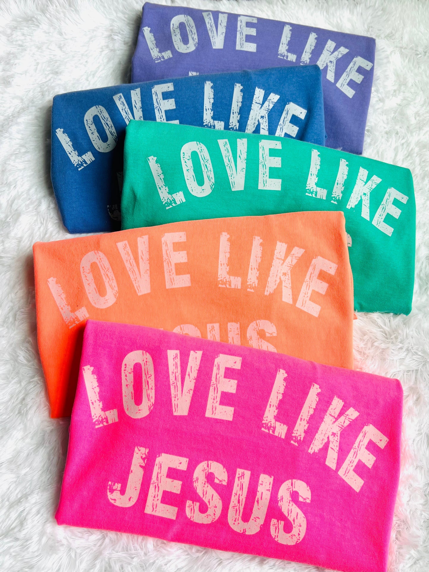 Love Like Jesus Graphic Tee